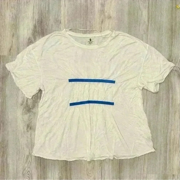Free People FP Movement White Blue Short Sleeve Shirt Wool Oversized Top Size XS - Picture 1 of 9